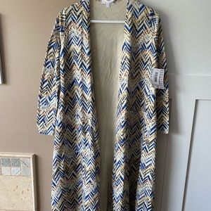LuLaRoe Cream Chevron Sarah - Size Small